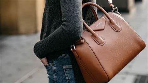 etiquette handbags|handbag etiquette.